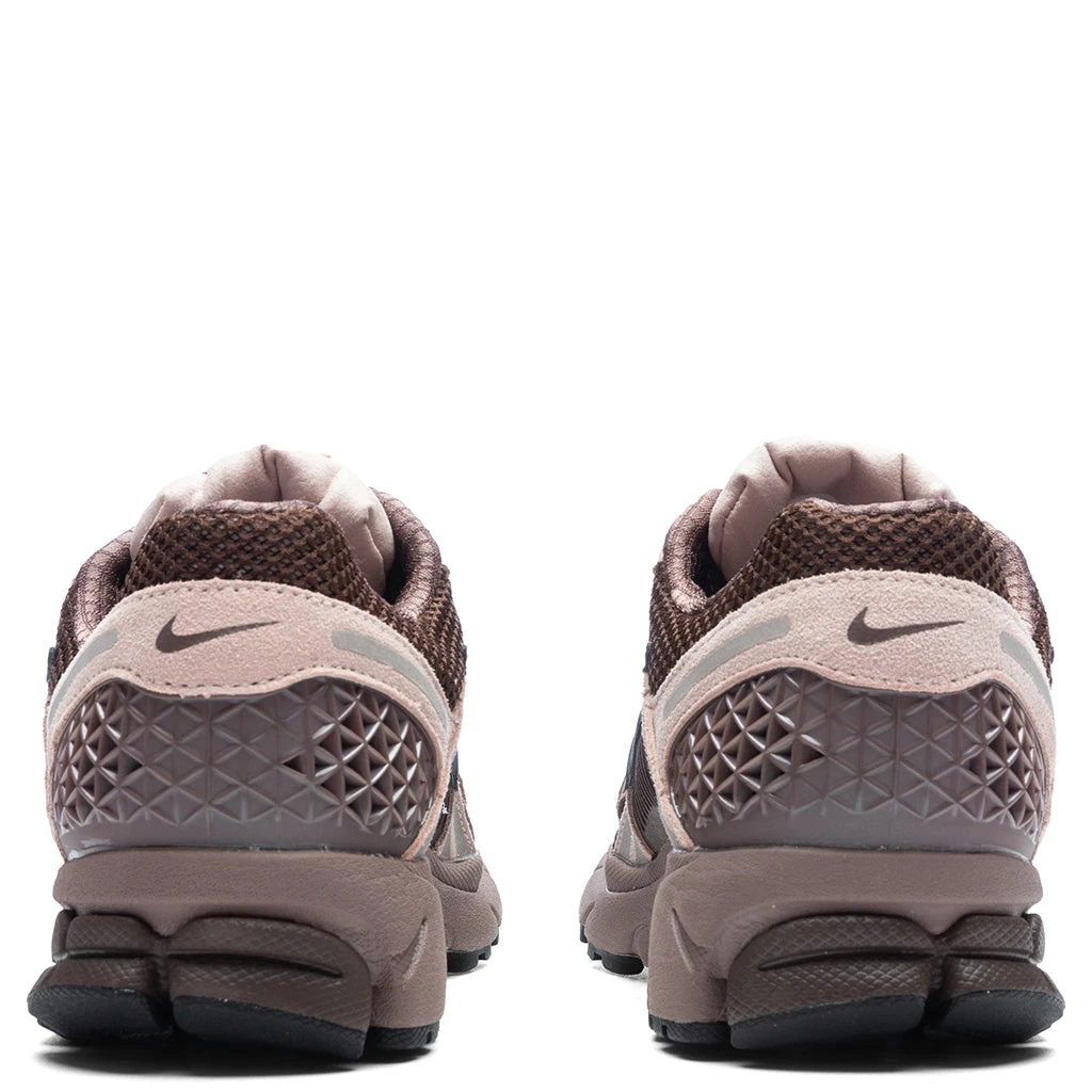 Nike Women's Zoom Vomero 5 - Plum Eclipse/Black/Pink Oxford - Image 4