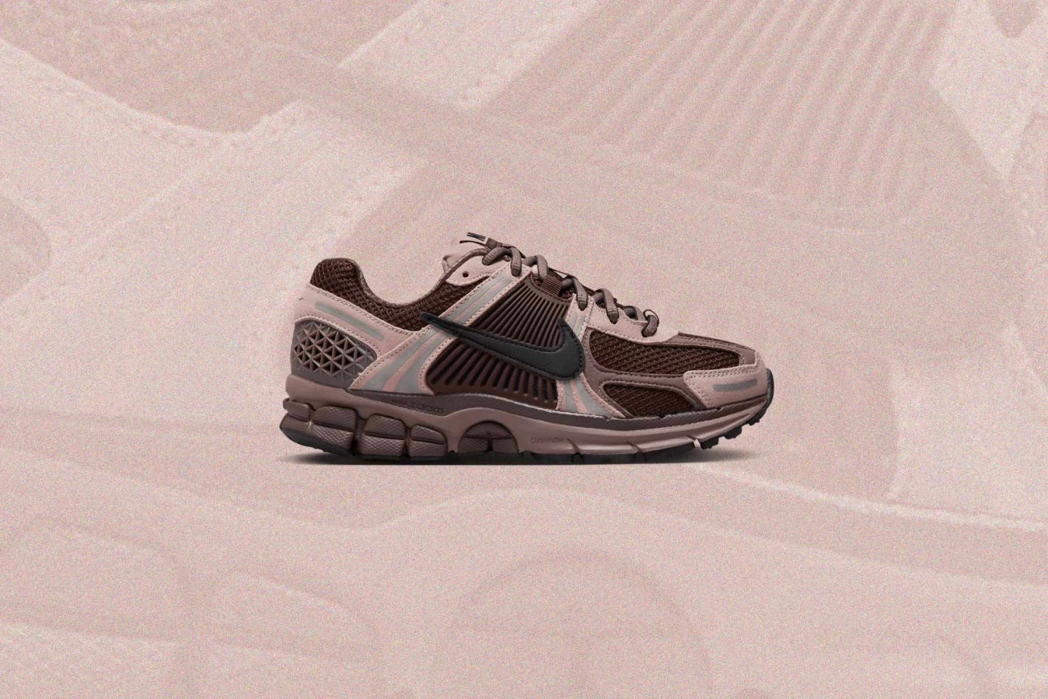 Nike Women's Zoom Vomero 5 - Plum Eclipse/Black/Pink Oxford - Image 5