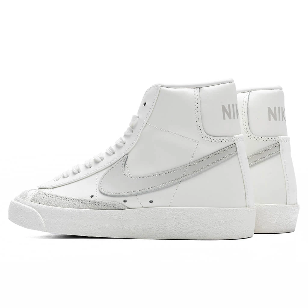 Nike Women's Blazer Mid '77 Vintage - Sail/Light Bone/Sail - Image 3